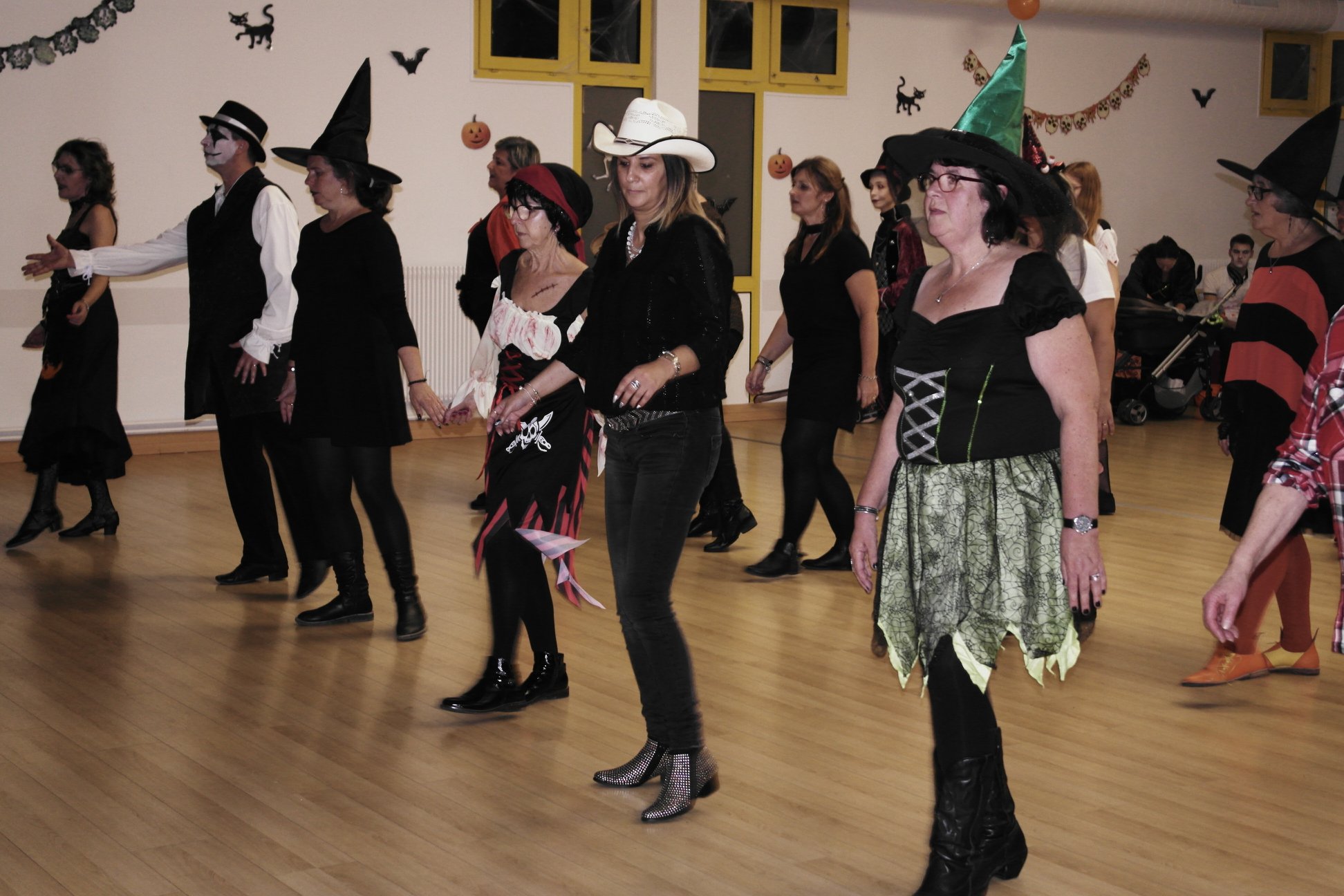 Bal d'Halloween 200