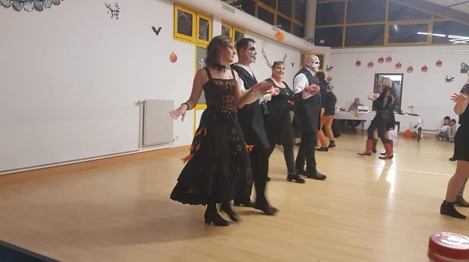 Bal d'Halloween 77